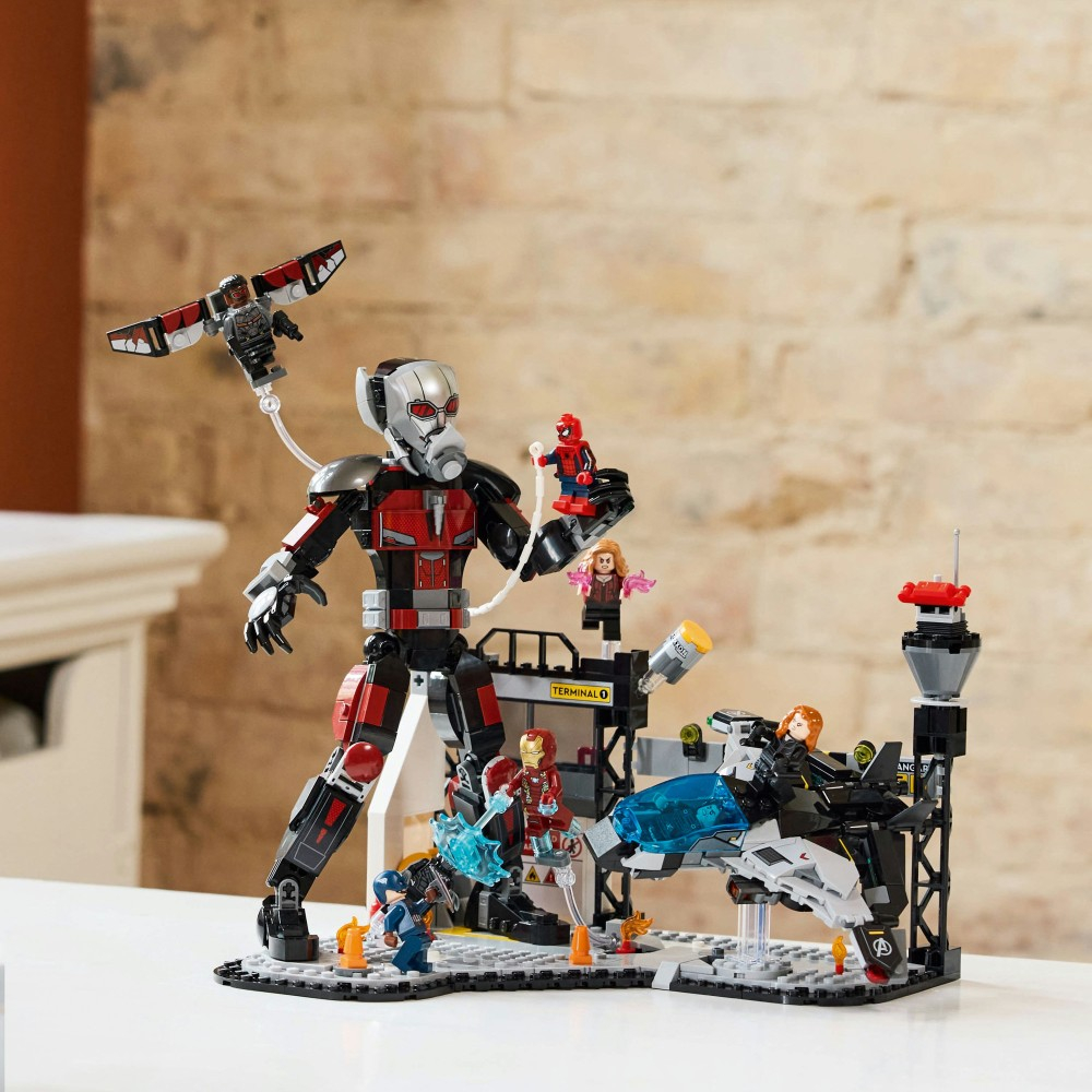 LEGO Marvel Super Heroes - Капитан Америка: Война героев - битва 76314