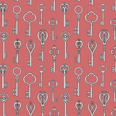 ВИНТАЖНЫЕ КЛЮЧИ НА РОЗОВОМ ФОНЕ