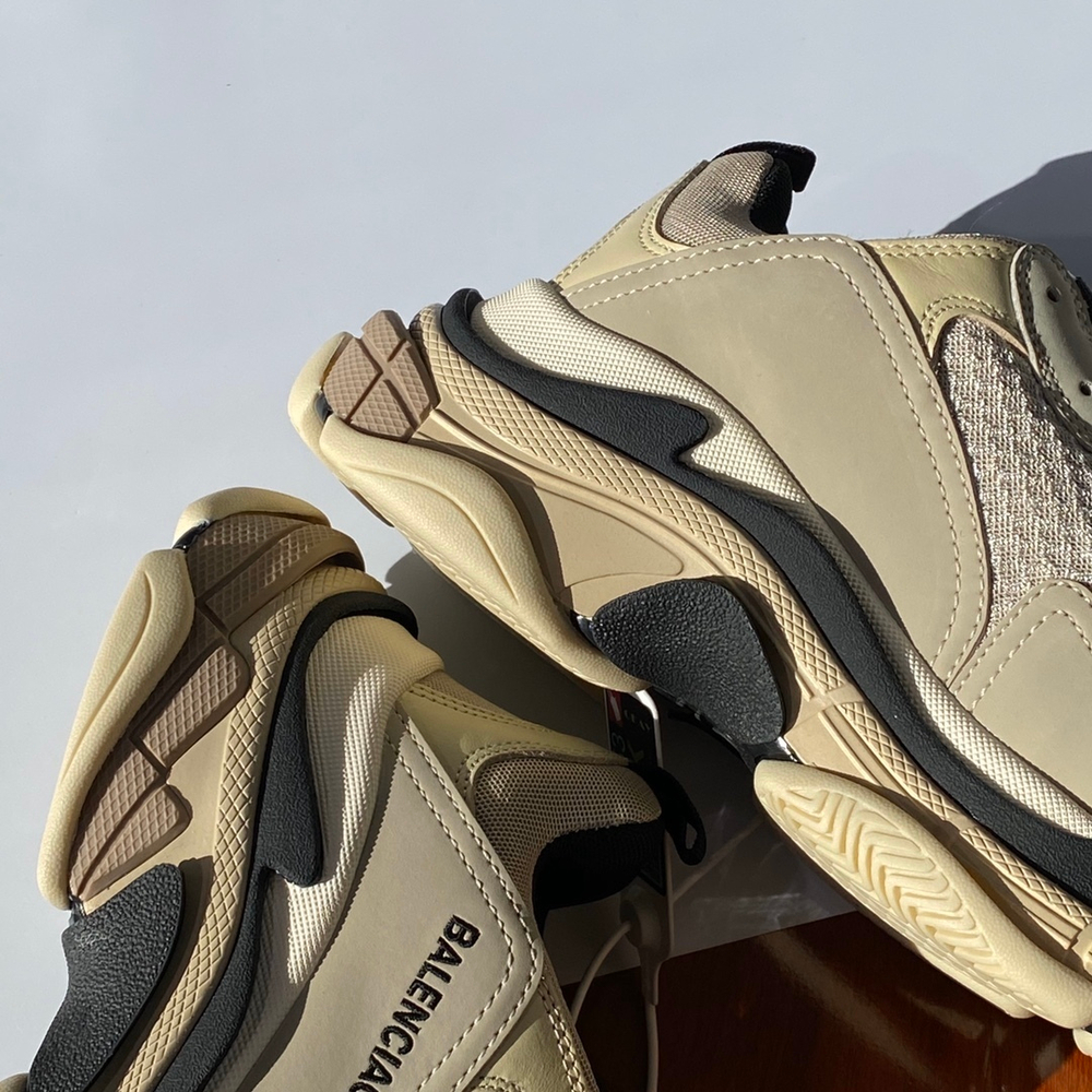 Balenciaga Triple S