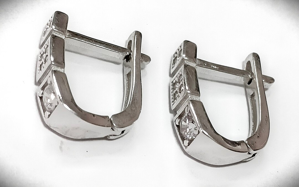 Ювелирные серьги Эстерелла