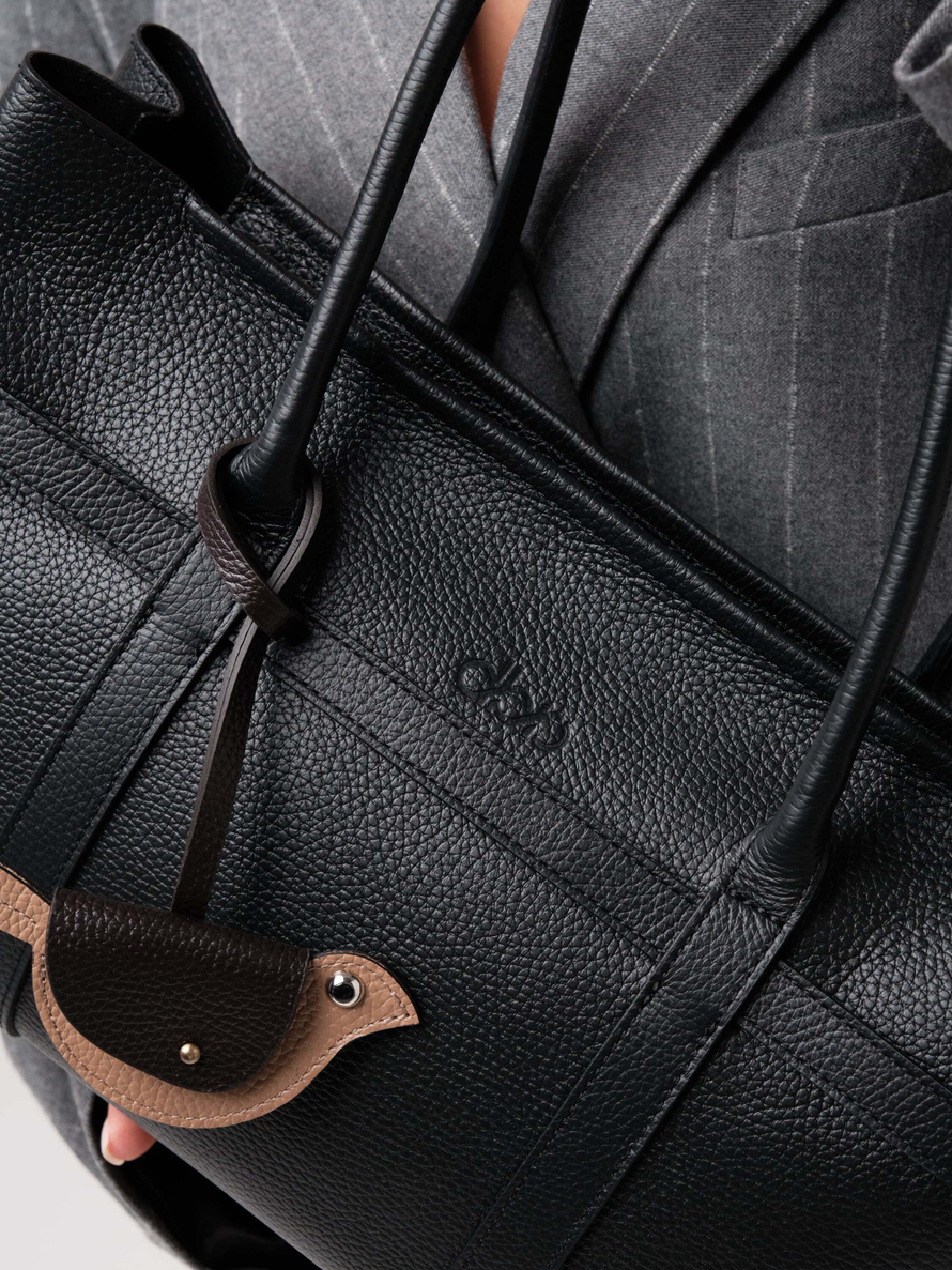 Женская кожаная сумка DBR 31229 черный