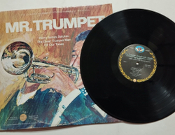 Винтажная виниловая пластинка LP Harry James And His Orchestra Mr. Trumpet (USA 1969)
