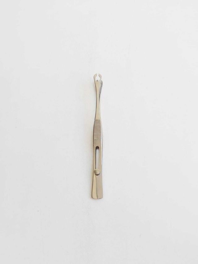 Зажим овальный с пропилом, малый (пинцет)