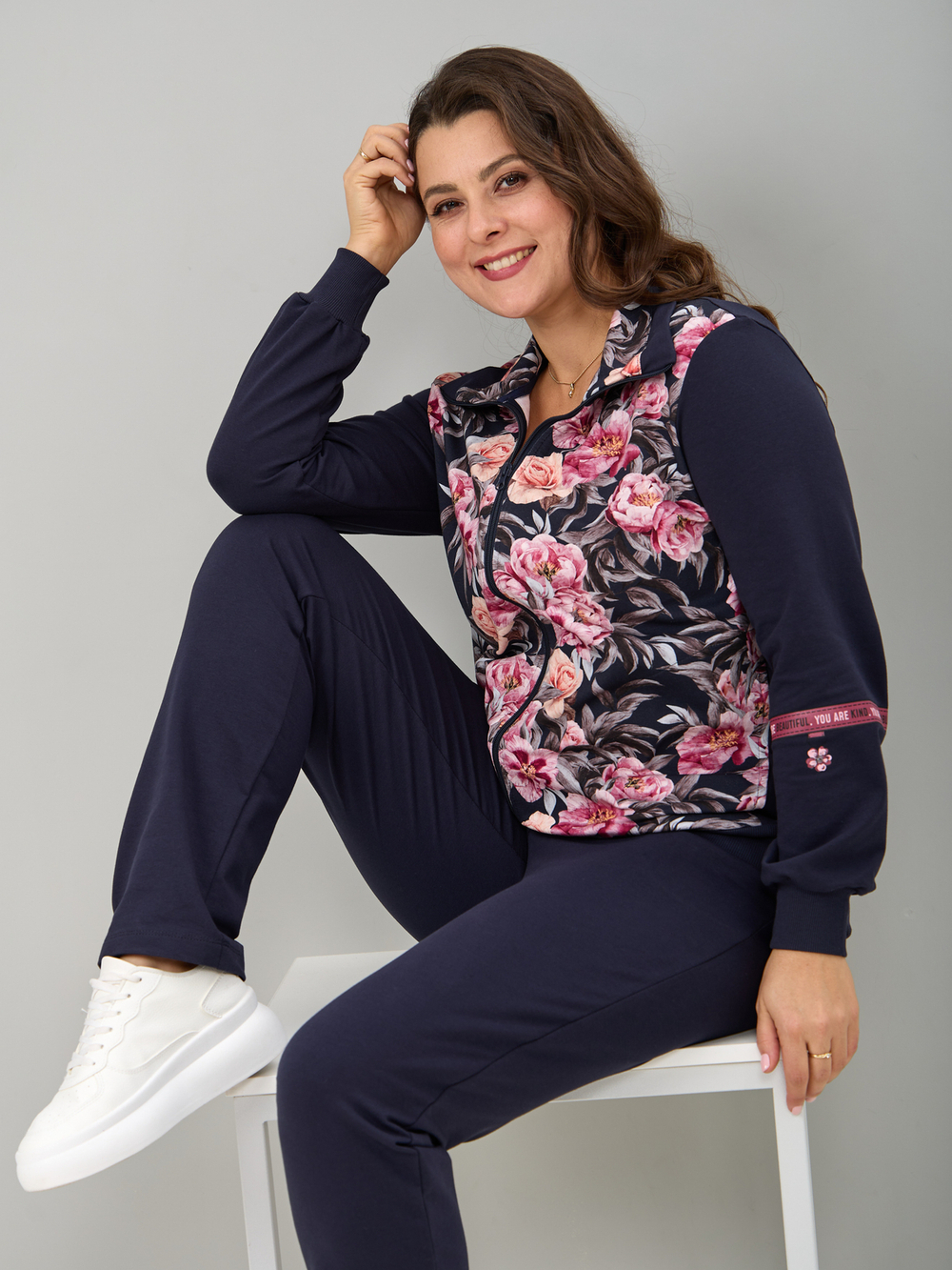 Костюм с брюками КБ-384/тсиний-пионы