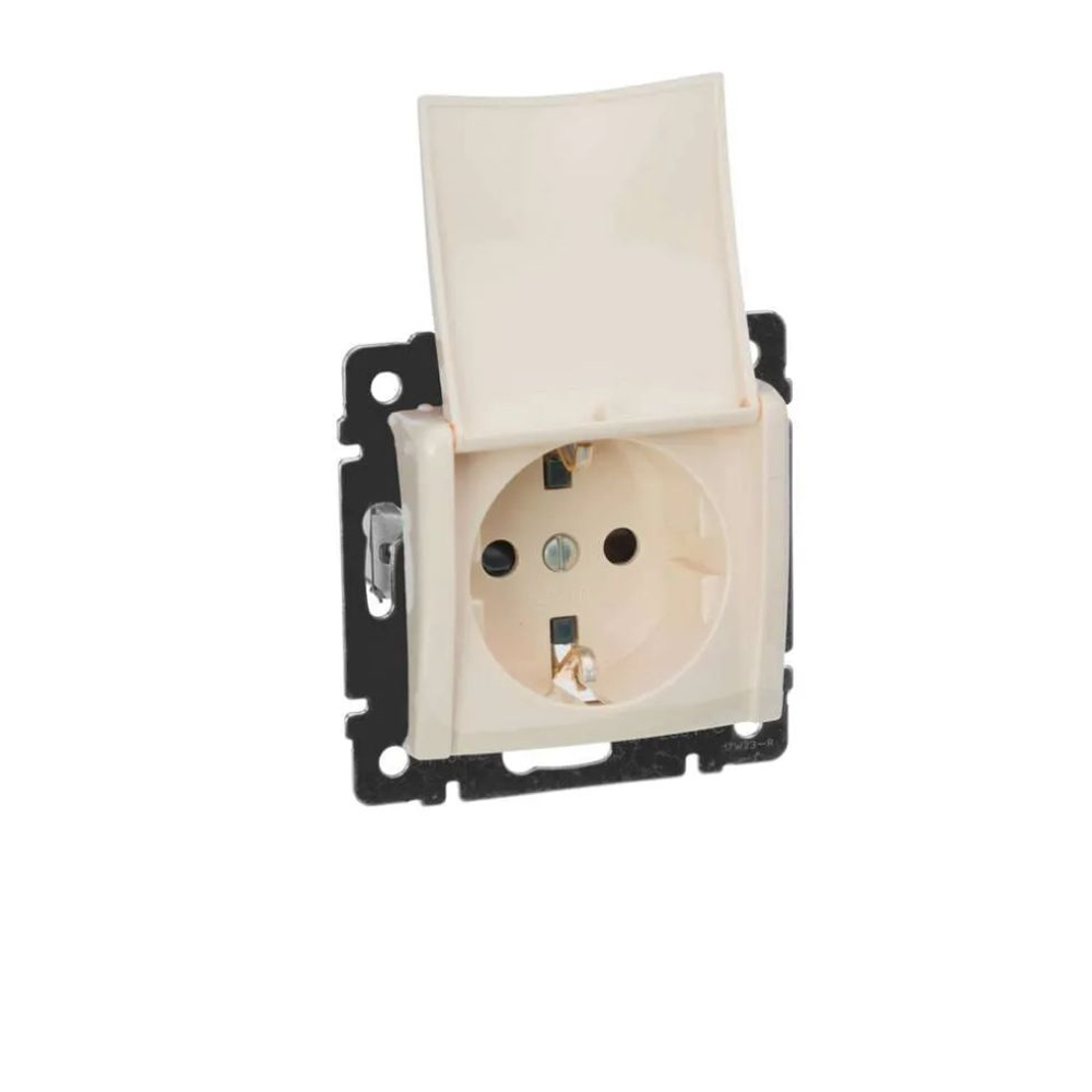 Legrand розетка 4322 с рамкой 2 с/к