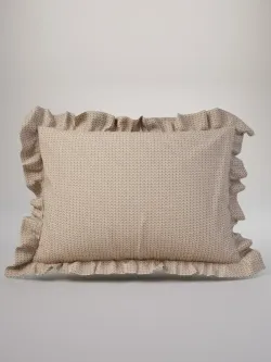 Декоративная наволочка с рюшами, оборками "Вязание" 50х70 см, 1 шт, без молнии