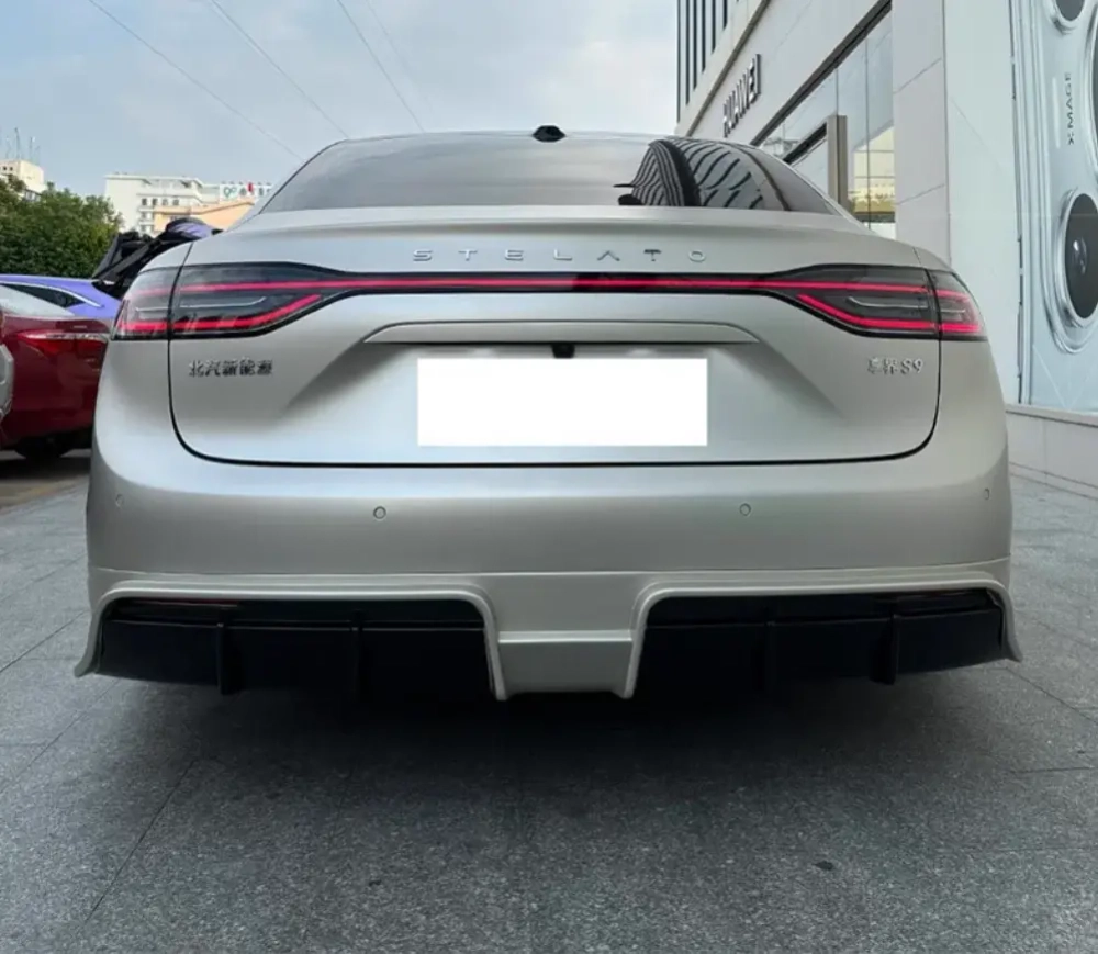 Обвес Stelato S9 2024+ диффузор боковые юбки губа переднего бампера