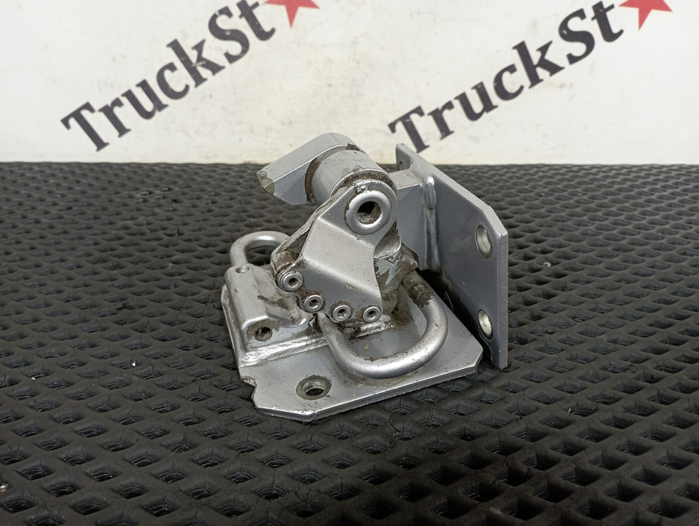 Петля двери верхняя левая 2023г.