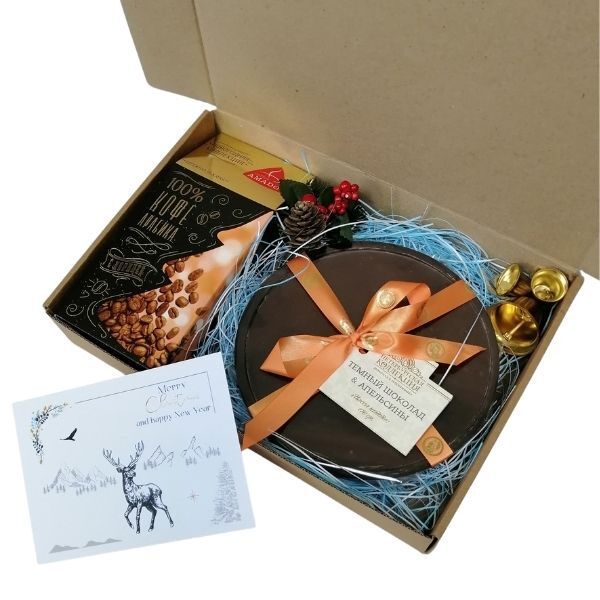 Набор из кофе и шоколада на Новый Год