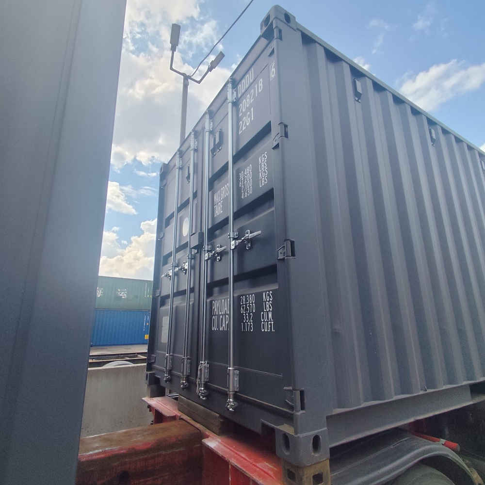 Контейнер 20 футов № DDDU2082186