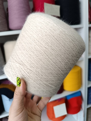 Ангора 70%, нейлон 30% - рандомный цвет