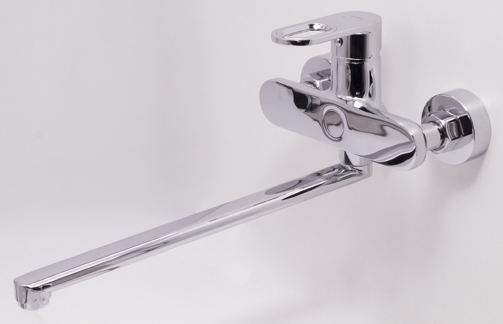 Смеситель для ванны HL22016 хром