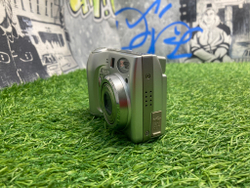 Nikon Coolpix 7600