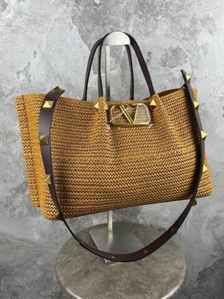 Сумка Valentino