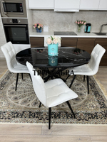 Круглый стеклянный раздвижной стол "Черный оникс" и стулья "ГУЧИ" белый