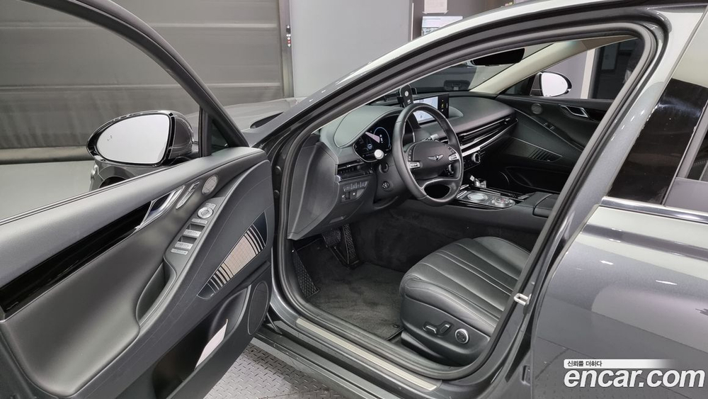 Genesis G80 (RG3) Бензин 2.5 Turbo AWD (05.2020)