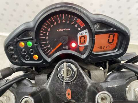 Suzuki Gladius SFV400 , 2014