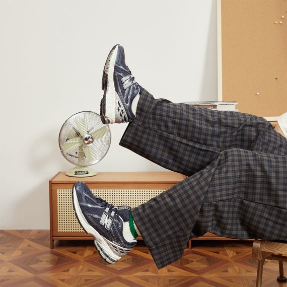 New Balance NB 1906R Бежевые кроссовки Низки Унисекс