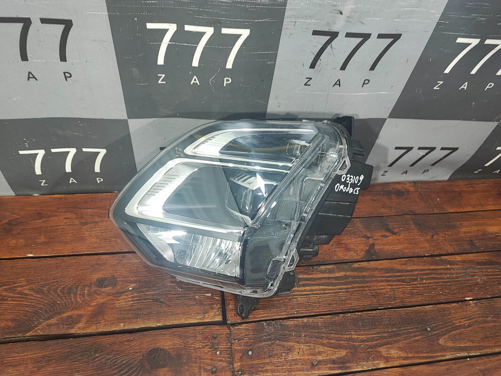 Фара левая LED Omoda C5 22-нв Б/У Оригинал 605000530AA