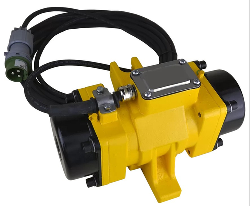 Внешний площадочный высокочастотный вибратор VPK 6000/3 Formwork (42 В, 6000 об/мин, 12 кH, 12 А, 0.55 кВт, 20 кг)