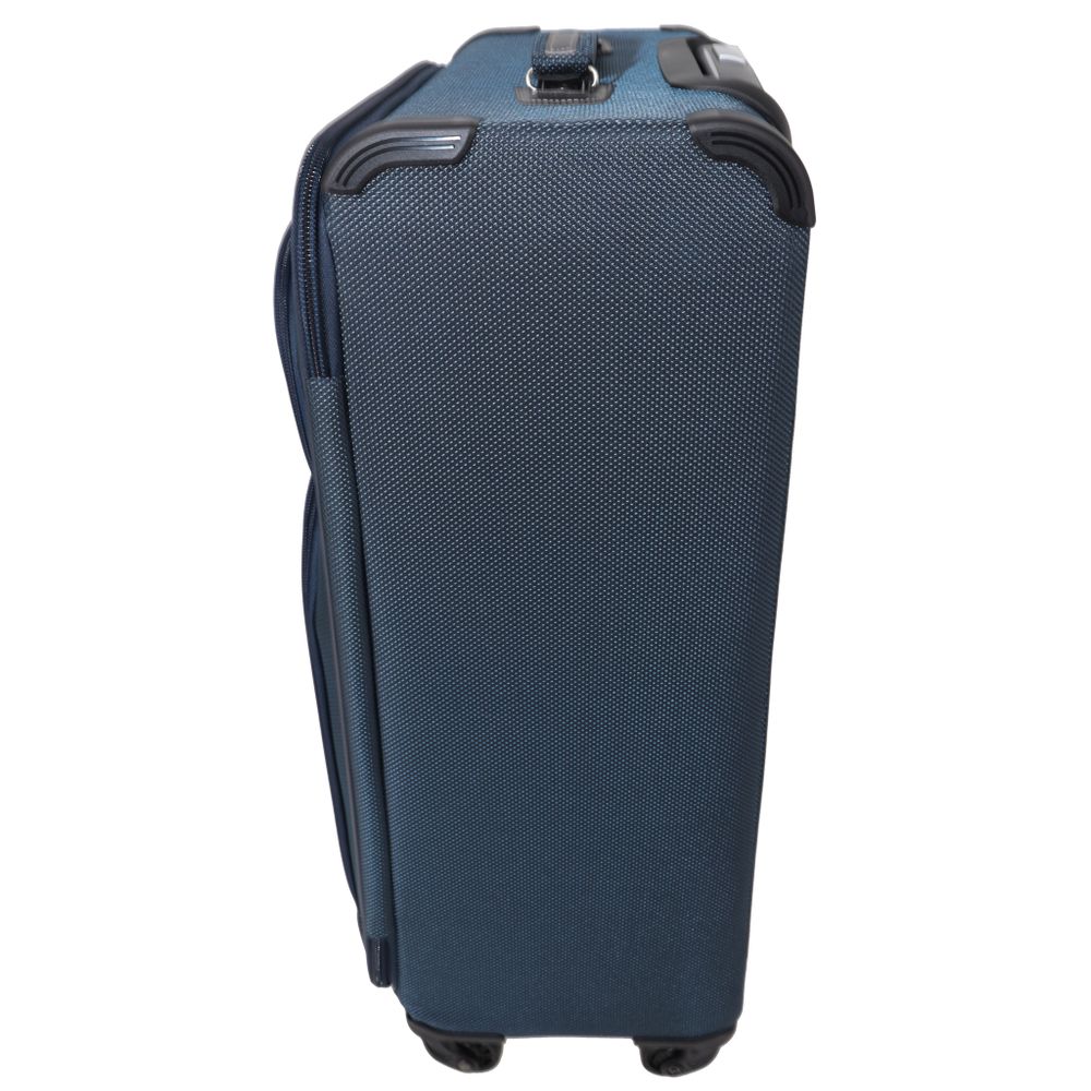 Чемодан 456  / Сверхлегкий каркас