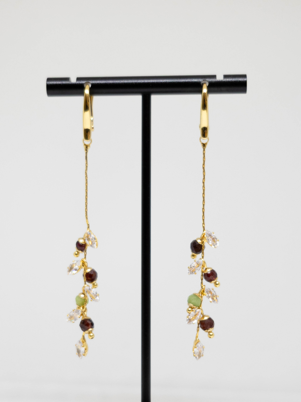 Серьги из граната, хризолита и циркония