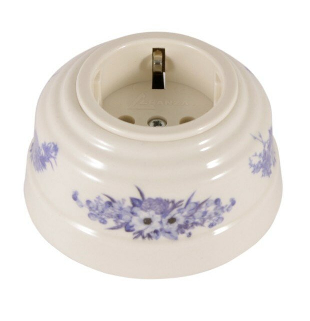 Розетка ретро керамическая с заземлением fiori viola синие цветы, Leanza Fiori Viola РВС / Проходная
