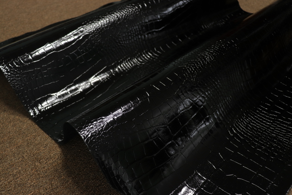 1,4-1,6 Кожа галантерейная Черное Сафари