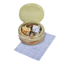 шкатулка из оникса с цветами внутри (12,5 см)