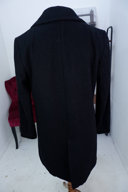 Пальто Zara демисезонное лаконичное 46 размер, есть нюанс