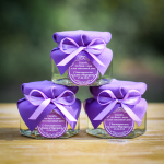 Набор комплиментов для гостей на свадьбе: бонбоньерка с медом (140 г) + шоколадка (20 г)