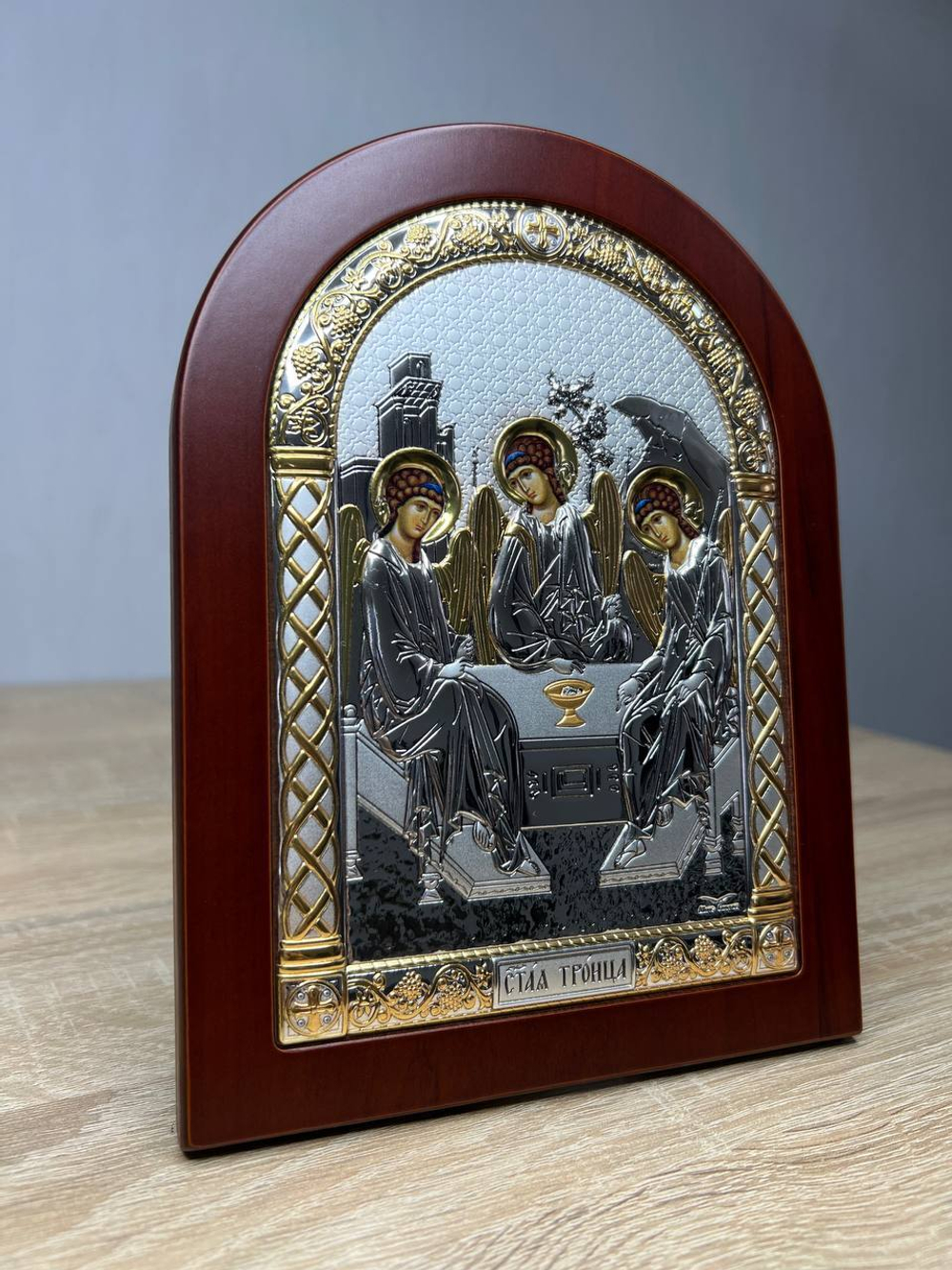 Св. Троица, икона арочная, красное дерево 150х200