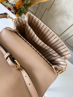 Louis Vuitton Pochette Metis