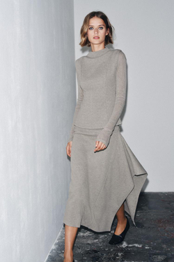 ZARA ТОП С ДВОЙНЫМИ ДЛИННЫМИ РУКАВАМИ, РЫЖЕВАТО-КОРИЧНЕВЫЙ