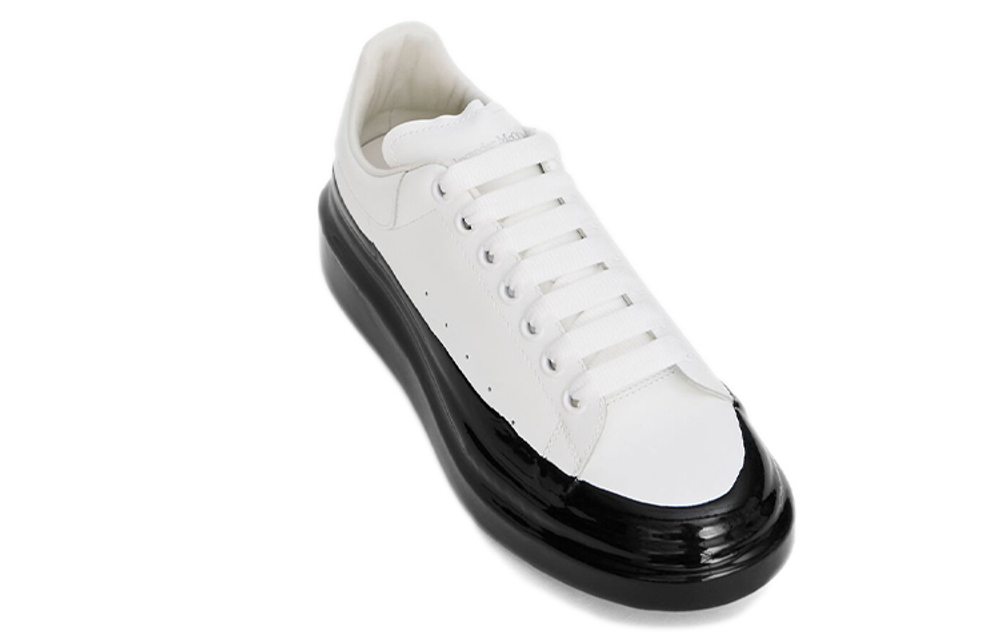 Alexander McQueen Alexander McQueen cowhide wear-resistant and comfortable wide-cut low-cut fashion sneakers men's white and black