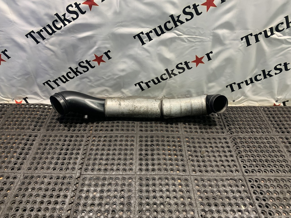 Патрубок воздушного фильтра