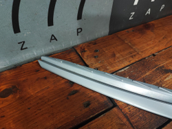 Накладка фары правой Kia Seltos 19-нв Б/У Оригинал 92138Q5000