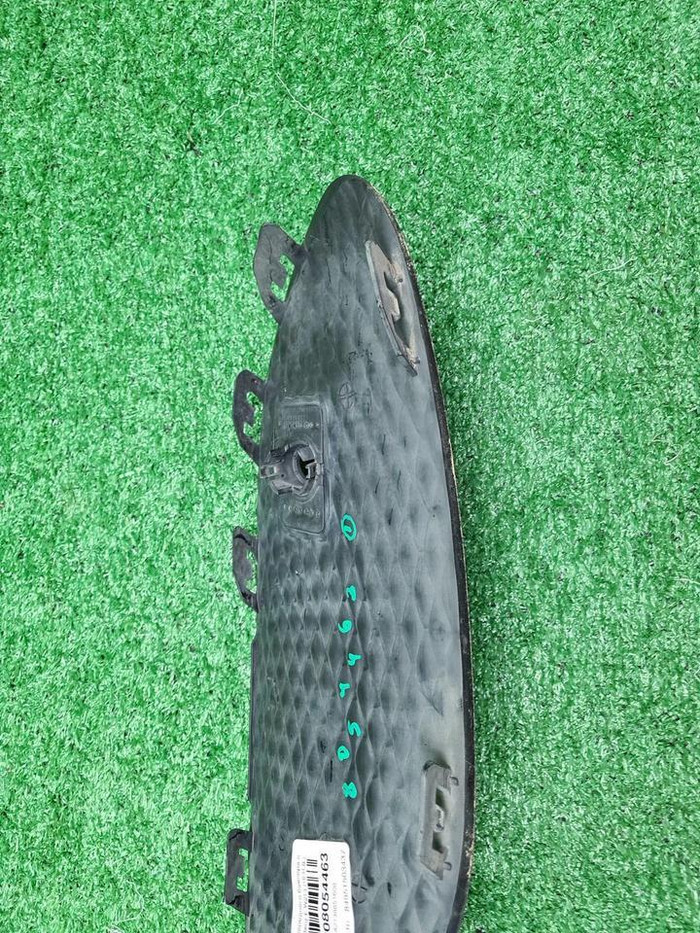 Решетка переднего бампера Mercedes E W213 (16-21)