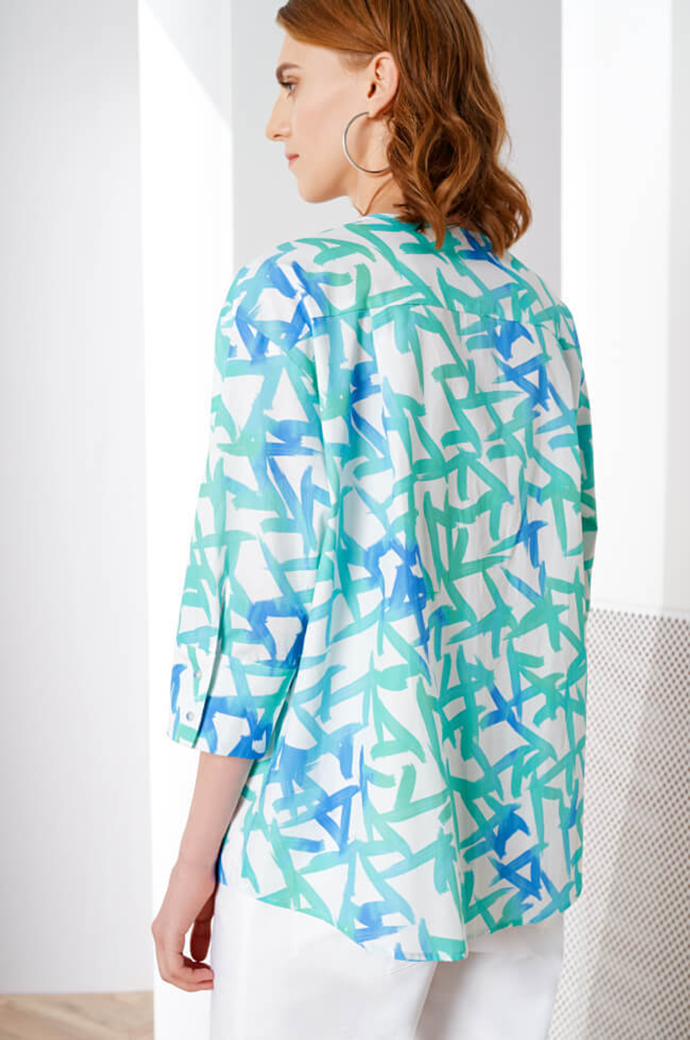 22374 Блузка женская (белый принт)