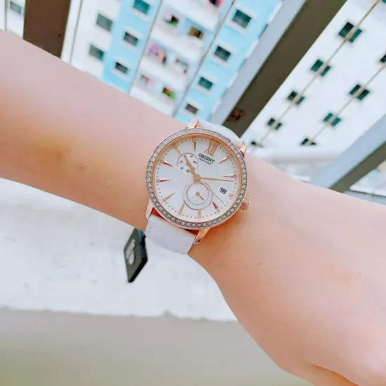 Женские часы Orient RA-AK0004A10B