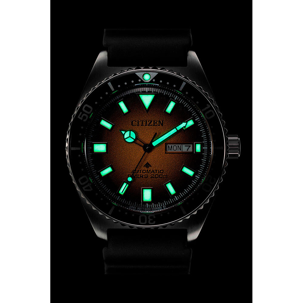 Мужские наручные часы Citizen NY0120-01X