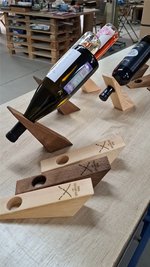 Подставка для бутылку деревянная, с покраской