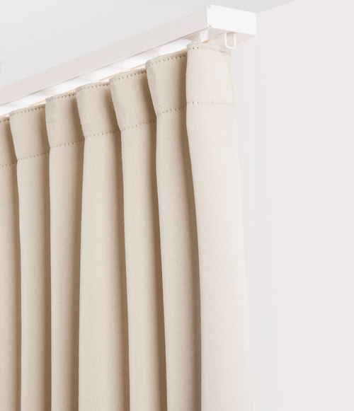 Пластиковый карниз Legrand Стандарт однорядный белый