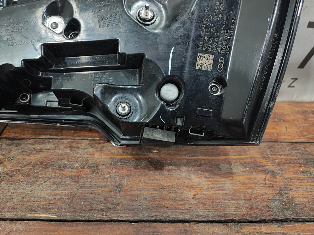 Фонарь задний левый Audi Q5 (FY) 20-нв Б/У Оригинал 80A945075B