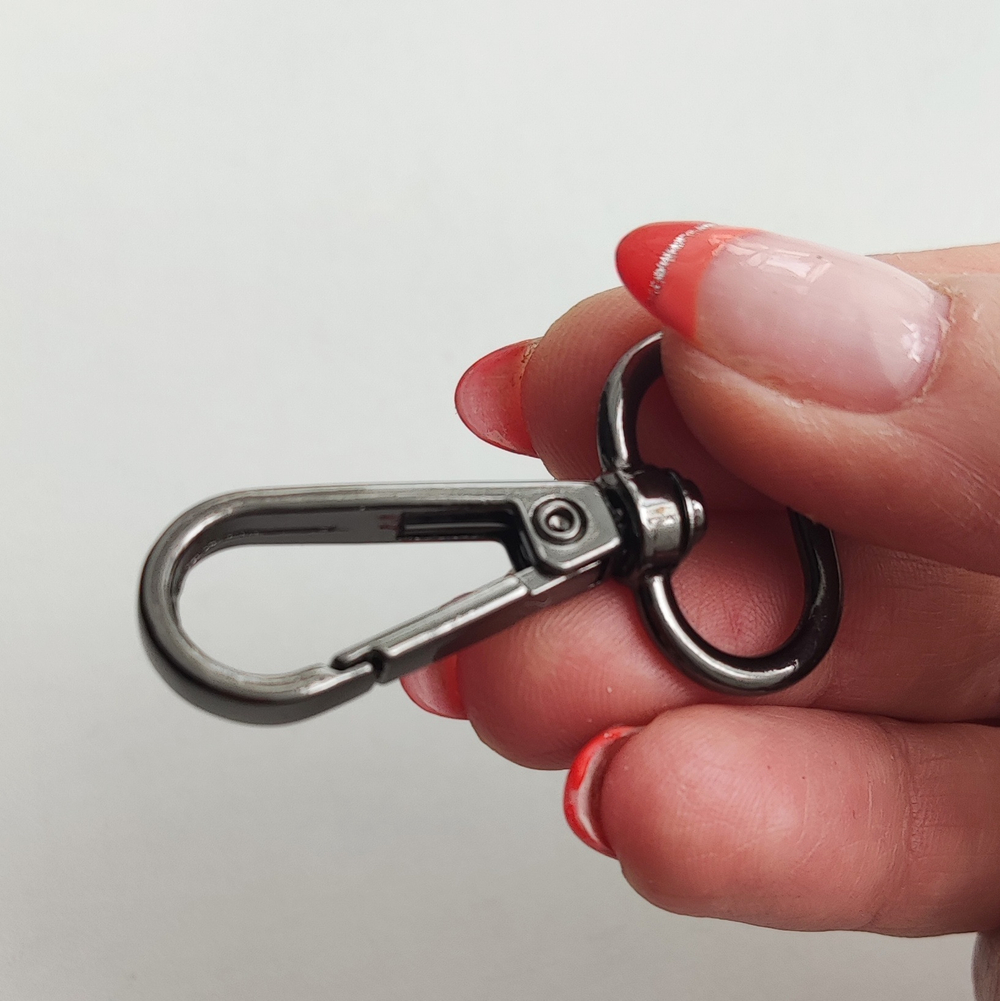 Карабин 20мм Черный никель