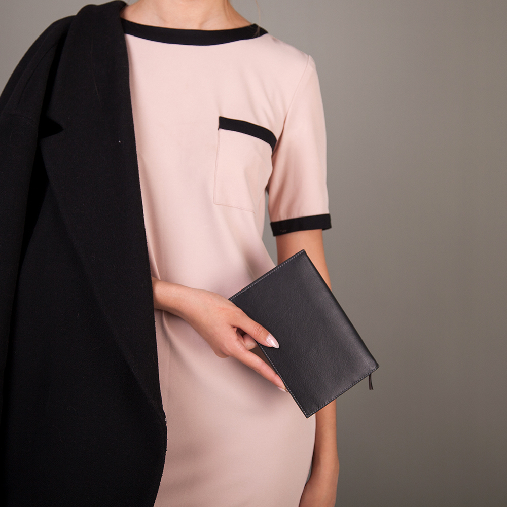 Кожаный кошелек Secret+ черного цвета