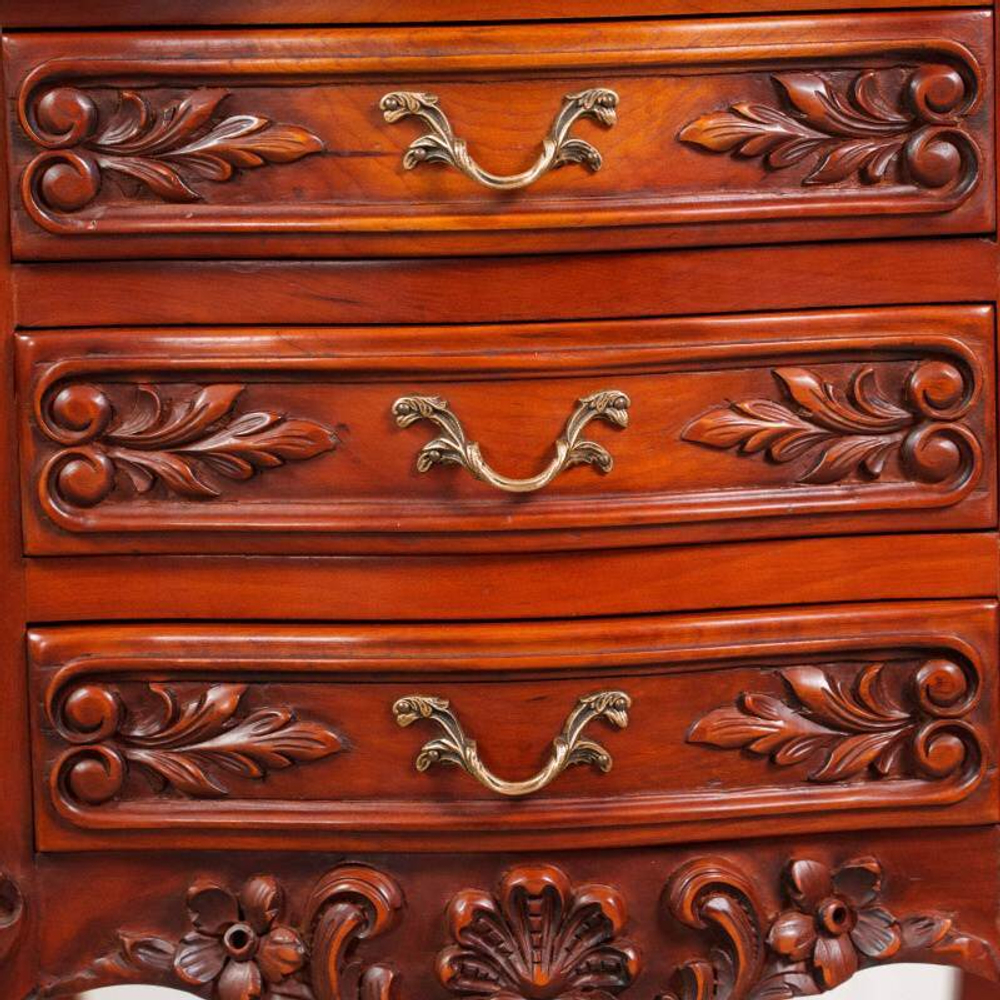 Комод в стиле Людовика XV