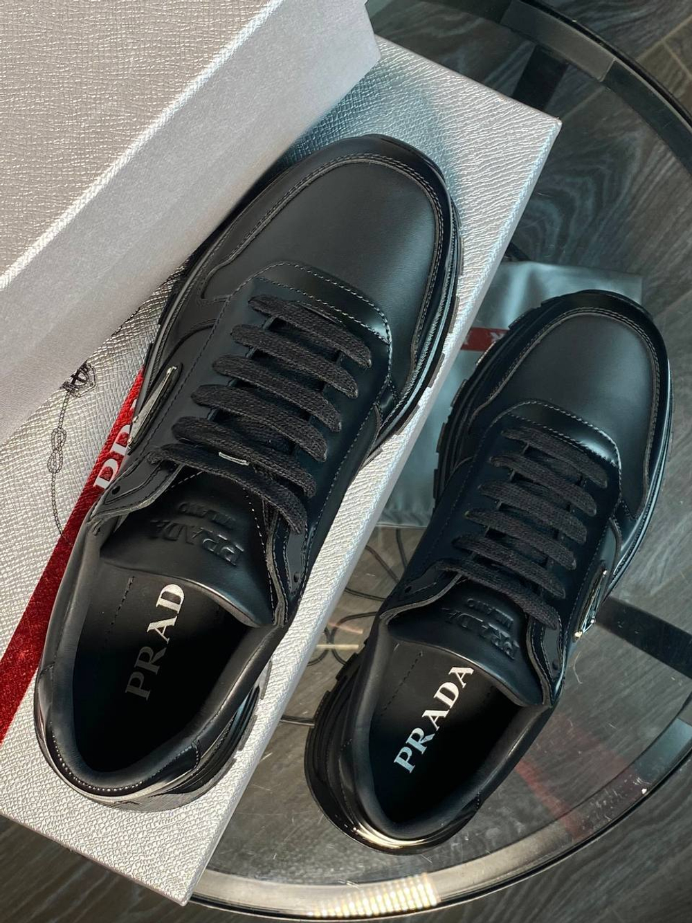 Кроссовки Prada