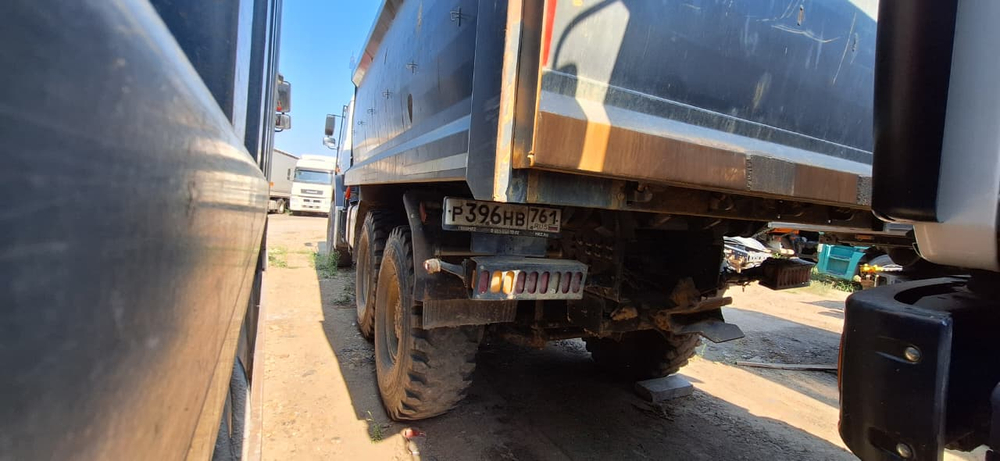 МАЗ 6317 6x6 Самосвал 780130 	(Дизельный, 14,9 л, 418 л.с., МТ)