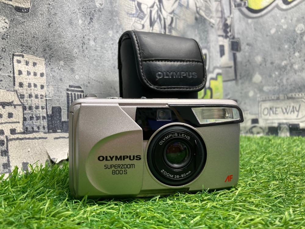 Olympus SuperZoom 800S